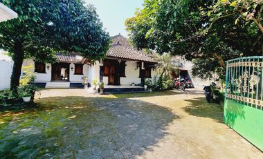 Turun harga Rumah luas joglo solo kota dijual cepat BU