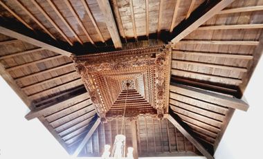 Turun harga Rumah luas joglo solo kota dijual cepat BU