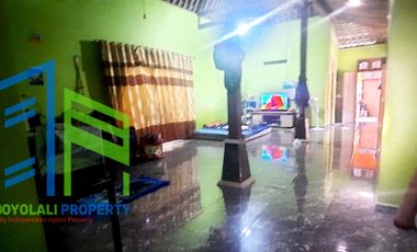 Dijual Rumah dengan halaman luas di Boyolali Kota