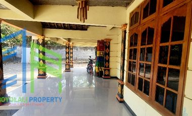 Dijual Rumah dengan halaman luas di Boyolali Kota