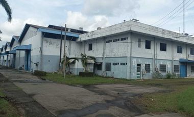 Pabrik ex garmen bordir pinggir jalan raya karawang timur