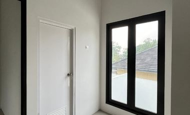 Rumah dan lahan kosong dekat gerbang tol Legok Tangerang Banten