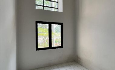 Rumah dan lahan kosong dekat gerbang tol Legok Tangerang Banten