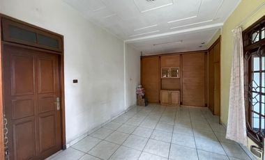 Disewakan atau Dikontrakan Rumah Besar di Bhayangkara kota Sukabumi