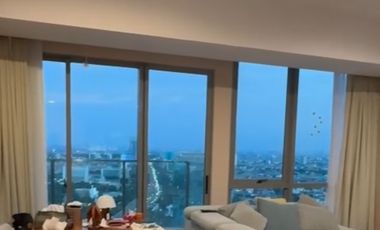 jual cepat harga dibawah NJOP,Private lift,3 BR, view lepas