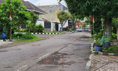 Dijual Rumah Usaha, Rumah di Jalan Cimanuk, Daerah Ciliwung, Blimbing Malang