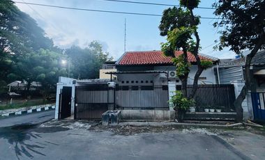 Jual Rumah Hook Tingkat Tanah 159m2 Siap Huni Di Kompleks Perjuangan