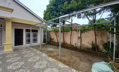 DIJUAL RUMAH JALAN MAY ZEN DEKAT PT PUSRI PALEMBANG