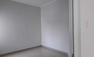 Dijual murah rumah baru 2 Lt  Nusa Indah Residance Tanah Baru Bogor Utara
