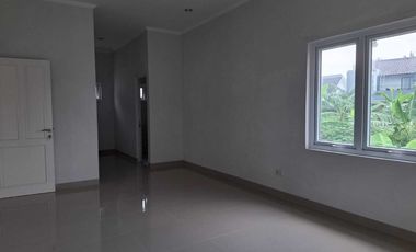 Dijual murah rumah baru 2 Lt  Nusa Indah Residance Tanah Baru Bogor Utara