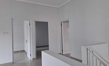 Dijual murah rumah baru 2 Lt  Nusa Indah Residance Tanah Baru Bogor Utara