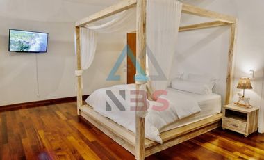 Dijual Villa Bumbak kerobokan Badung Bali