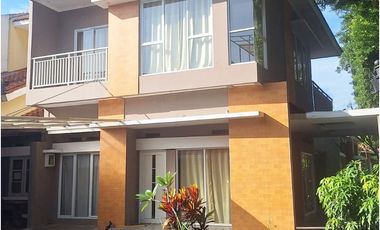 Disewakan Rumah Posisi Hook Kota Baru Parahyangan