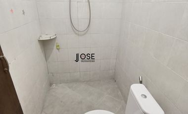 Rumah Luas Bagus 2 lt di Sumber dekat Jalan Raya Manahan Solo Kota