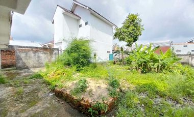 RUMAH HALAMAN LUAS DEKAT PUSRI PALEMBANG – Cocok Untuk Pensiunan!