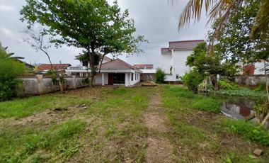 RUMAH HALAMAN LUAS DEKAT PUSRI PALEMBANG – Cocok Untuk Pensiunan!