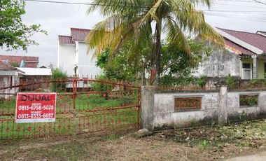 RUMAH HALAMAN LUAS DEKAT PUSRI PALEMBANG – Cocok Untuk Pensiunan!