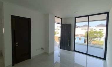 Disewakan Rumah type Lavender Golf Island Pantai Indah Kapuk