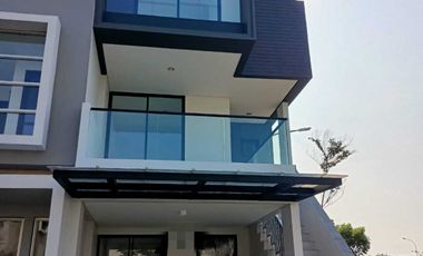 Disewakan Rumah type Lavender Golf Island Pantai Indah Kapuk