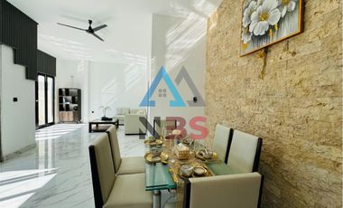 FOR SALE VILLA GANGUNAN LUAS DI KEROBOKAN BADUNG DEKAT SEMINYAK