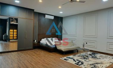 FOR SALE VILLA GANGUNAN LUAS DI KEROBOKAN BADUNG DEKAT SEMINYAK