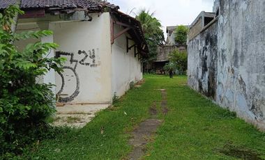 DIJUAL RUMAH HITUNG TANAH DI BANGKA KEMANG JAKARTA SELATAN