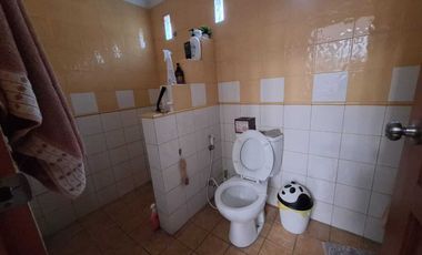 Dijual Rumah mewah Hoek di Setraduta