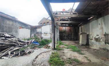 Dijual Bangunan Hitung Tanah Bekas Gudang di Pasar Padalarang