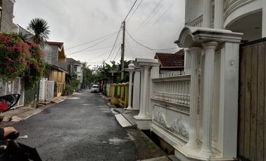 Untung besar bonus rumah mewah dgn kolam renang di Dukuh Zamrud Bekasi