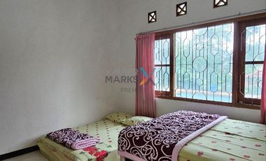 Dijual dan Disewakan Rumah Villa Full Furnish + Pool di Perum Villa Kusuma Estate, Jl. Abdul Gani Atas, Batu Malang