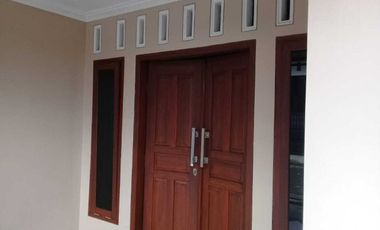 Rumah tingkat hook perum GS Mandalatama Purwokerto dekat stasiun