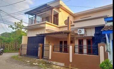 Rumah tingkat hook perum GS Mandalatama Purwokerto dekat stasiun