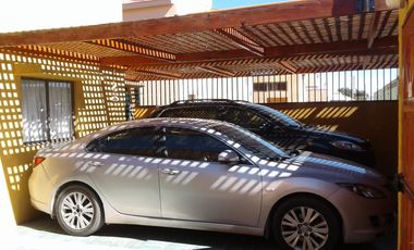 Vendo Casa Peuco, frente al Colegio Chuquicamata UF 10.500-