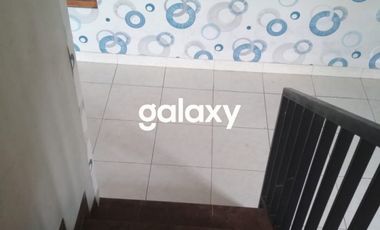 Rumah Minimalis 2 Lantai Lokasi Asri - AR