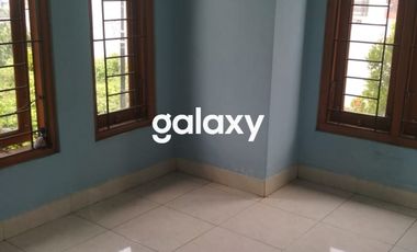 Rumah Minimalis 2 Lantai Lokasi Asri - AR