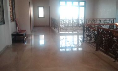 Rumah bagus di cluster eksklusif Bukit Gading Mediterania - Kelapa Gdg