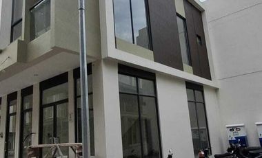 DISEWAKAN CEPAT RUKO HOOK DI VERONA JUNCTION GADING SERPONG TANGERANG