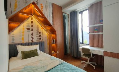 10 Juta punya Rumah Industrialis ada Private Pool dan Solar Panel