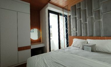 10 Juta punya Rumah Industrialis ada Private Pool dan Solar Panel