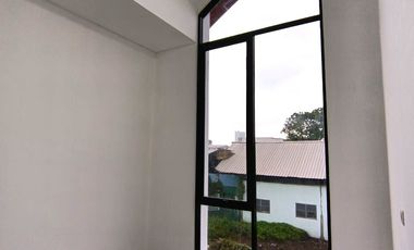 Rumah Free Design Cluster Bagus Di Sapan Bubat Bojongsoang Bandung SHM