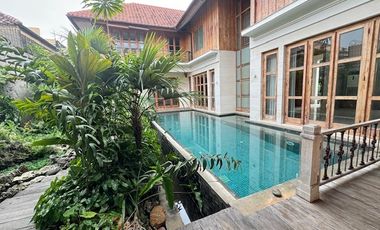 5 Bedroom Modern House in Kemang Private Compound, quiet area
