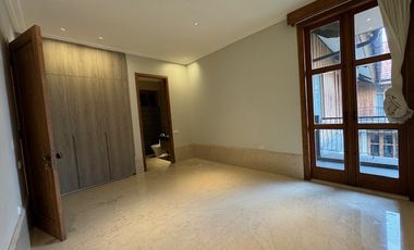 5 Bedroom Modern House in Kemang Private Compound, quiet area