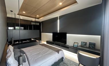Rumah 3 Lantai full furnished+mini swimming pool dikota jakarta Timur