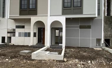 Dijual Rumah Exclusive Cluster 2 lantai ANVAYA Strategis Murah