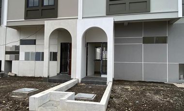 Dijual Rumah Exclusive Cluster 2 lantai ANVAYA Strategis Murah