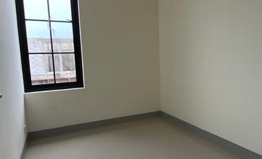 Dijual Rumah Exclusive Cluster 2 lantai ANVAYA Strategis Murah