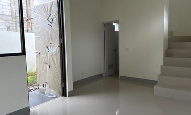 Dijual Rumah Exclusive Cluster 2 lantai ANVAYA Strategis Murah