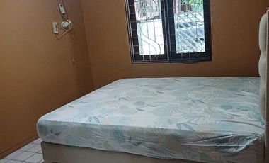 Disewakan rumah semi furnished di kelapa gading