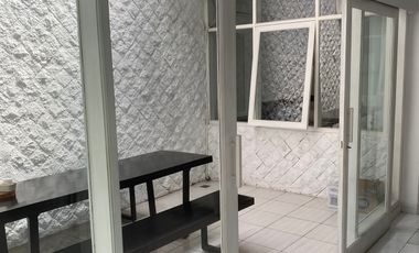 Termurah! Rumah lux singgasana pradana bandung tengah