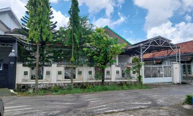 Rumah dijual di macan kumbang ilir barat 1